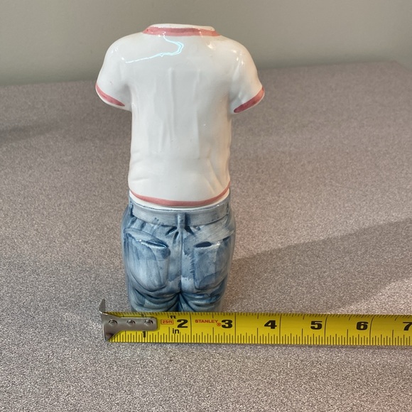 Salt and Pepper shakers. - Picture 7 of 10